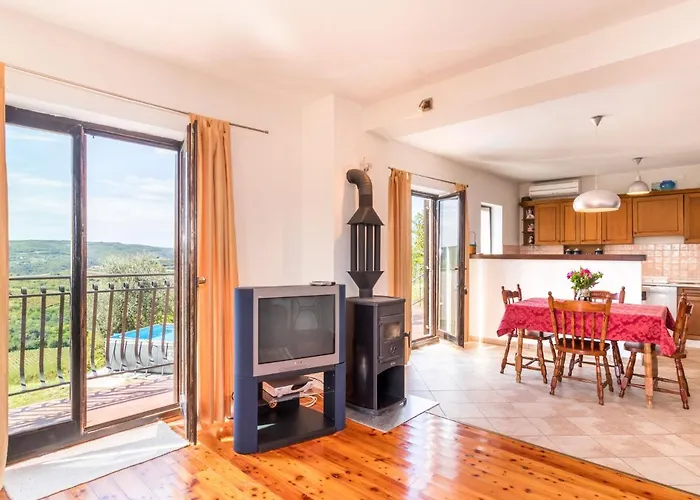Kusar By Interhome Motovun